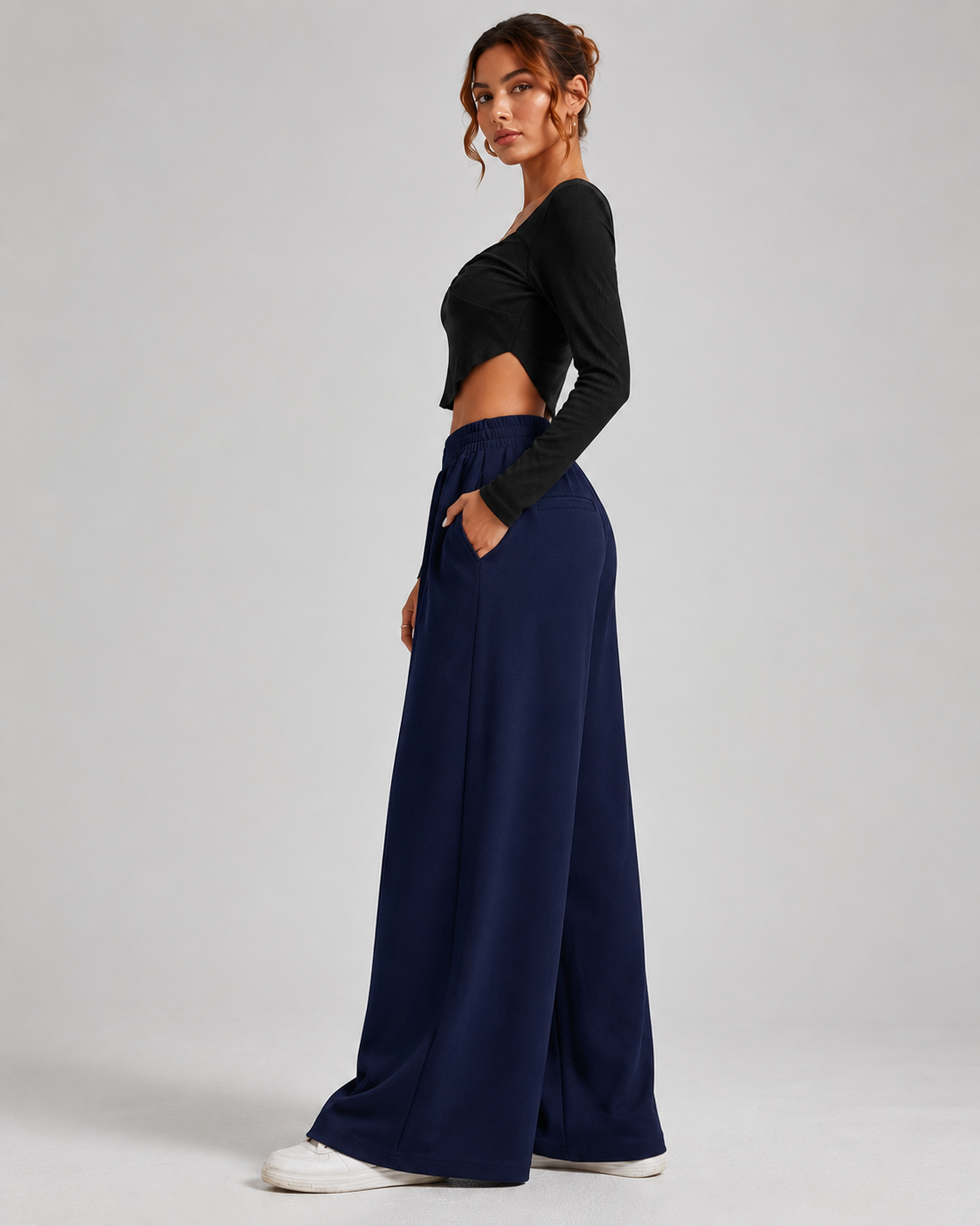 V-CUT WIDE-LEG PANTS BLUE
