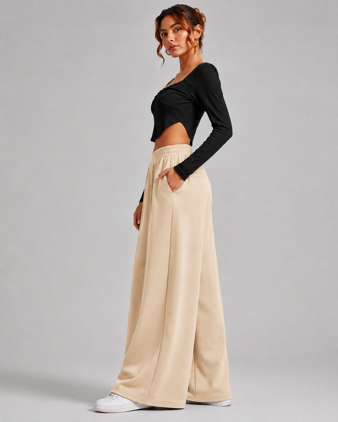 V-CUT WIDE-LEG PANTS BEIGE